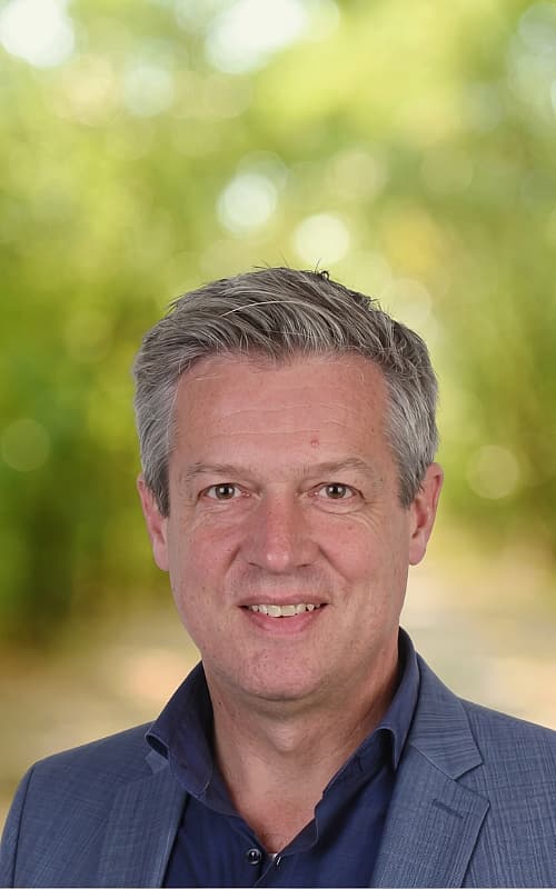 Lennart-Silvis-CR-800x500