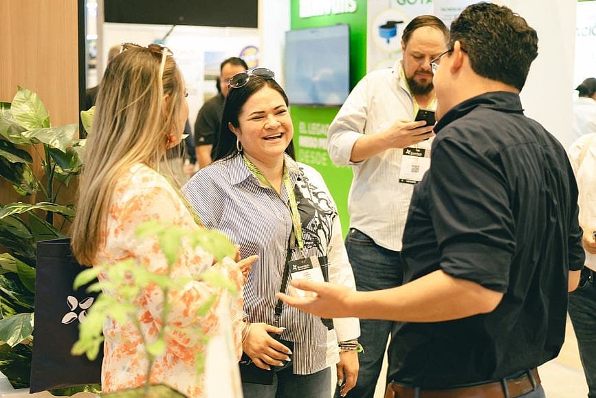 Exhibitor visitor talk