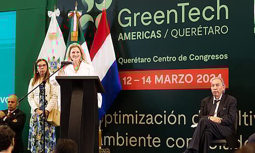 Mariska presenting at GreenTech Americas